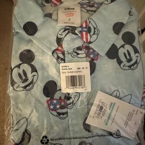 Kohls American flag Disney boys size 7, brand new short sleeved polo